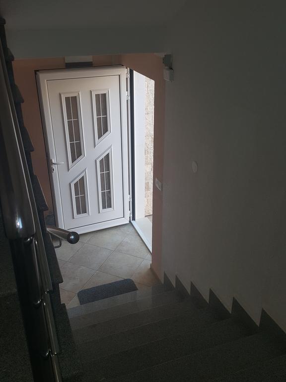 Apartment Vila Mirela Krimovica Eksteriør bilde